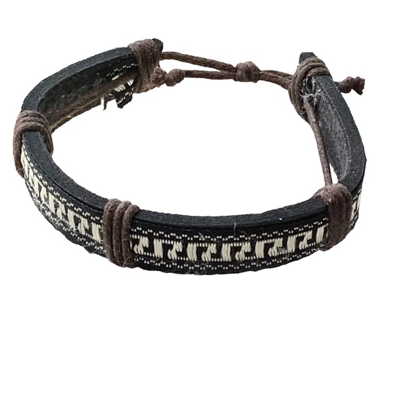 Tribal Mens Beach Surfer Earthy Brown Leather Bracelet Silver & Black Design - Picture 1 of 6